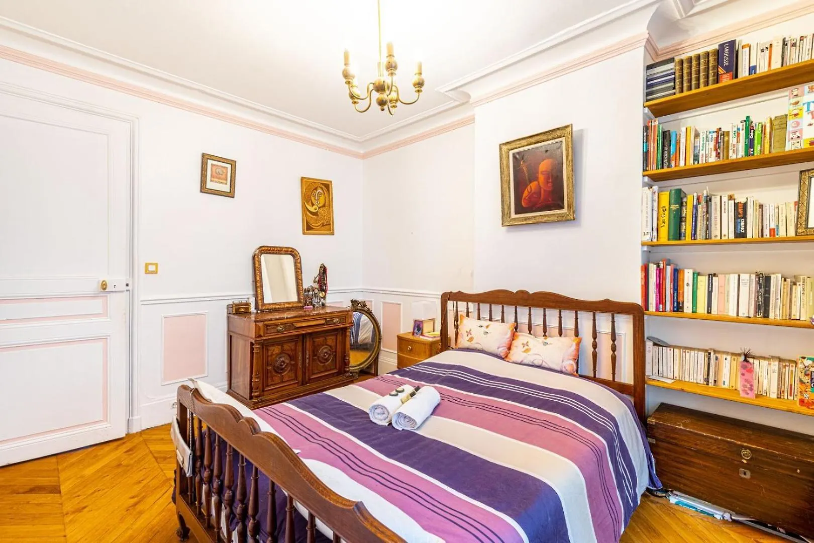 Lägenhet Guestready - Parisian Getaway In The 10th Arr. *